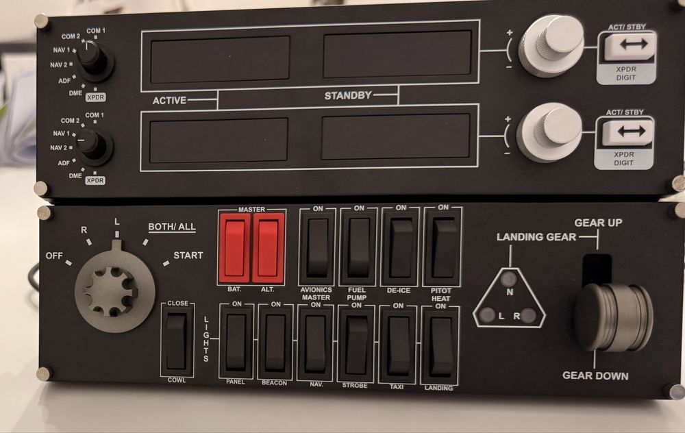 Vand statie radio si switch panel