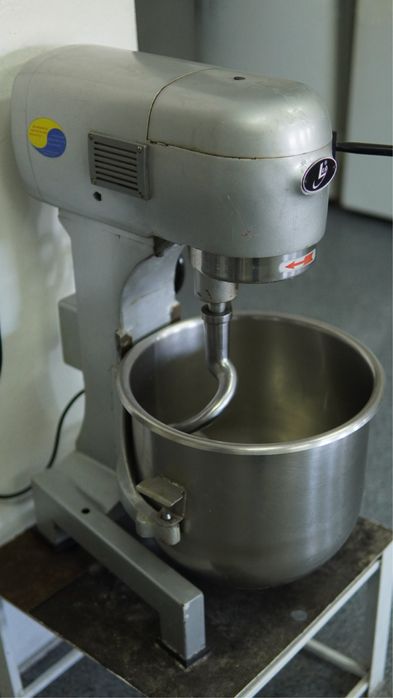 Планетарный миксер B30G