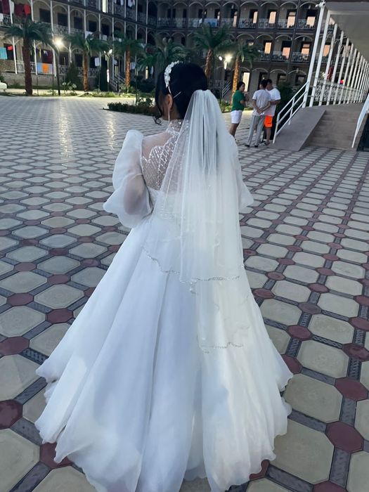 Продам свадебное платье