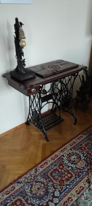 Стара шевна машина Сингер