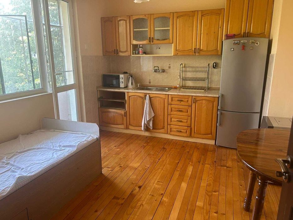 Продава се 4етиристаен апартамент зад Съвета в град Димитровград