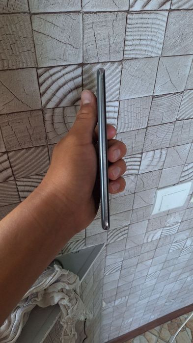 Samsung S20 обмен