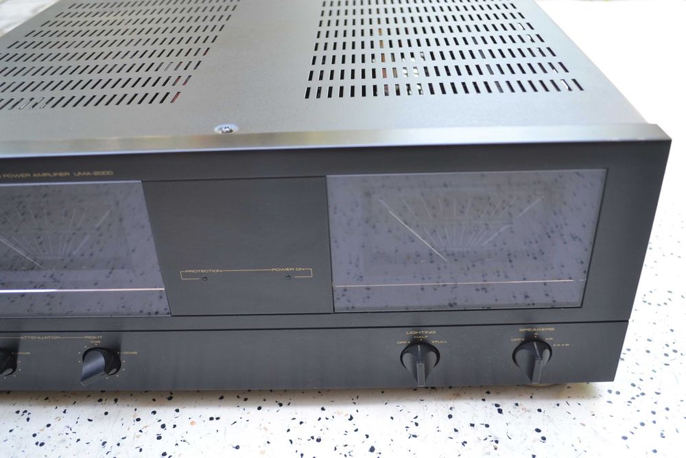 Amplificator Uher UMA 2000