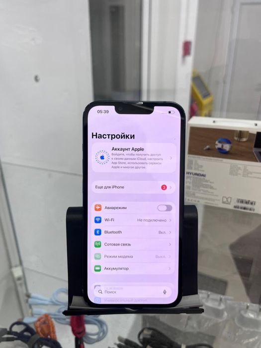 Срочно продам айфон 13 256гб