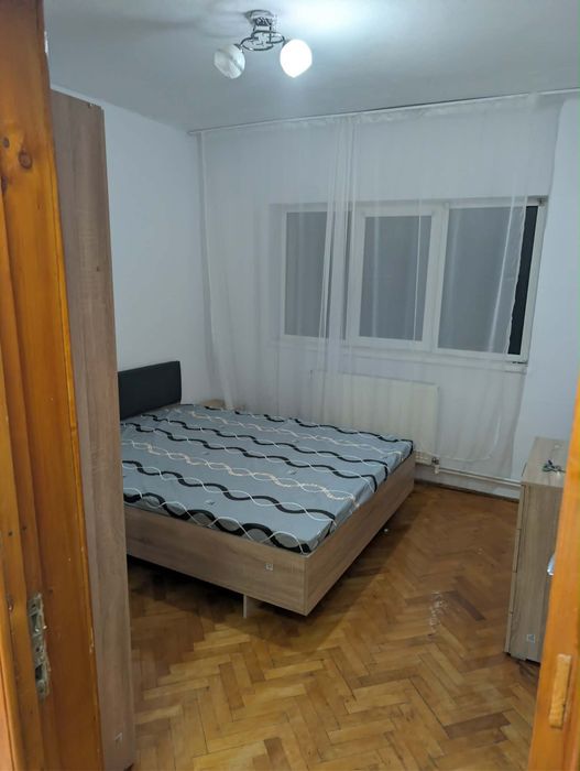 Apartament de închiriat
