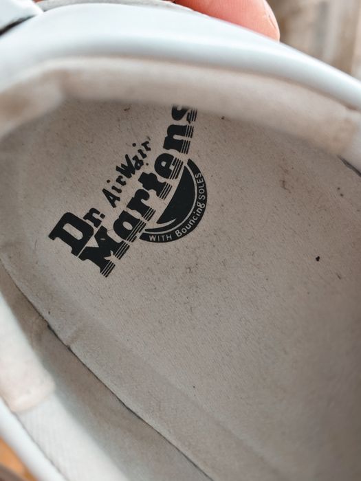 Продам мартинсы оригиналы