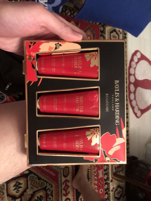 Крема с монами продам за пол цены