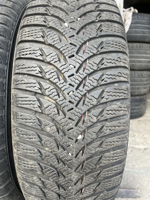 4 бр. зимни гуми 215/65/16 Kumho  6 mm DOT 2817