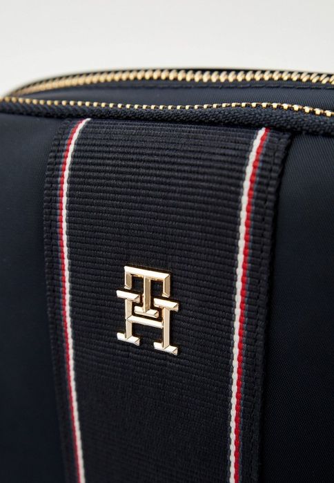 Продам сумочку Tommy Hilfiger