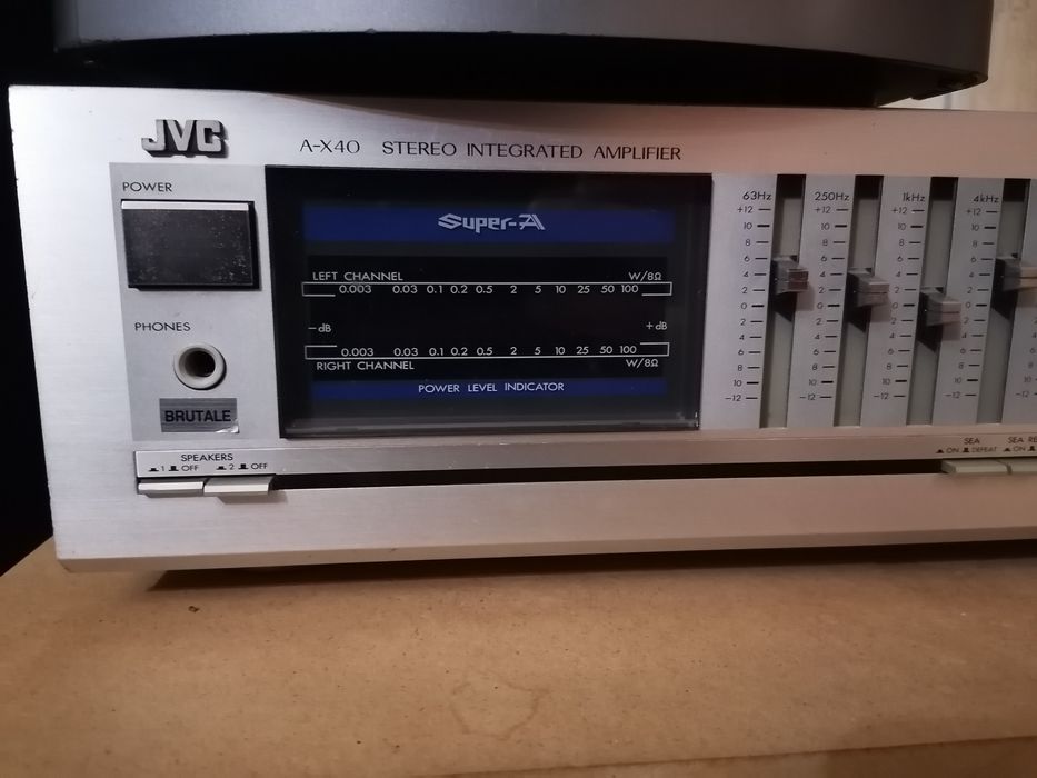 Усилвател JVC A-X 40