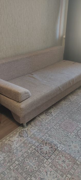 Продам диван книжка