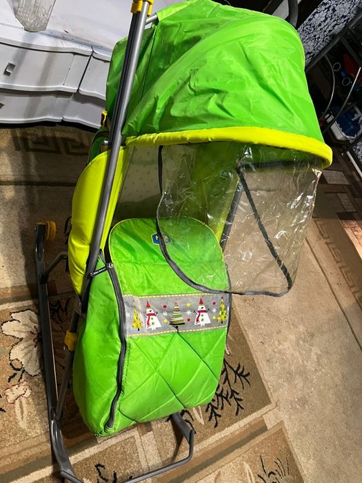 Продам санки коляску