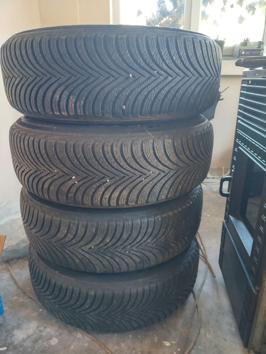 Vând sau schimb jante Mercedes