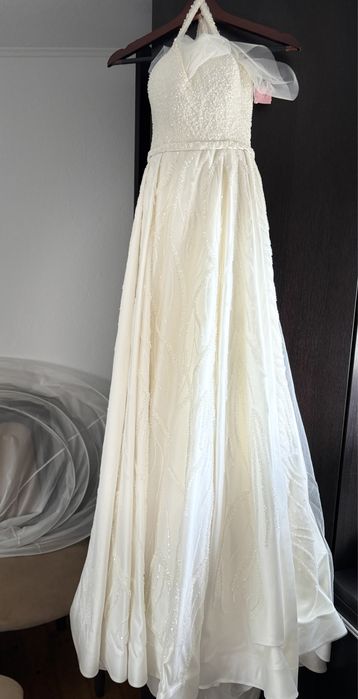 Vand rochie de mireasa