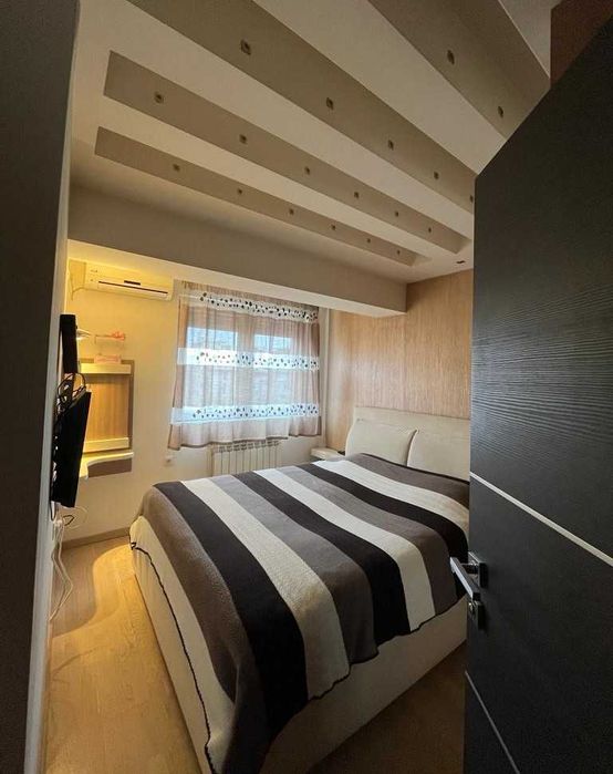 Дава се под наем Тристаен апартамент в Пловдив, Христо Смирненски - 98 кв.м за 375 € - Снимка #3