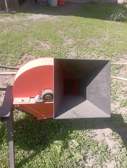 Продам щепорез новый