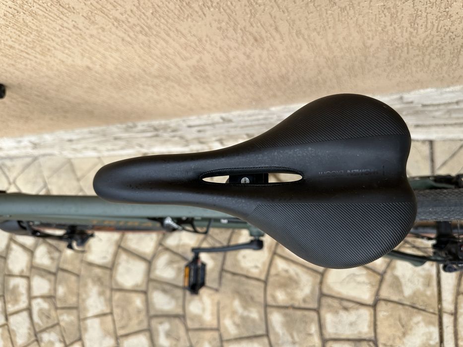 Дамски Gravel велосипед TRIBAN 120 GRVL