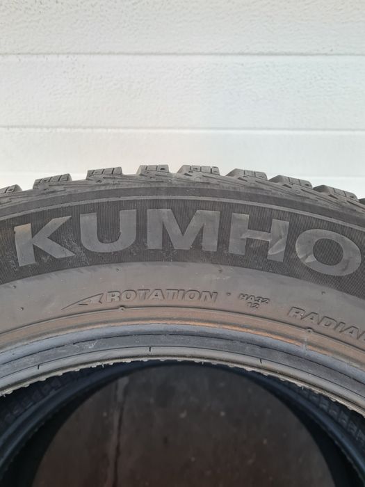Всесезонни гуми 2 броя KUMHO Solus4S HA32 205 55 R16 дот 0521