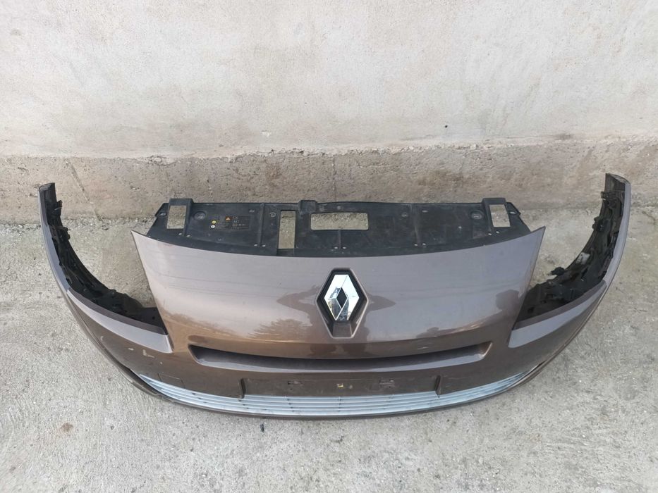 предна броня за рено гранд сценик 3 с маска емблема решетки халогени