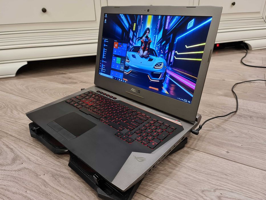 laptop gaming Asus Rog strix, intel core i7- video 8 gb dedicat , 17,3