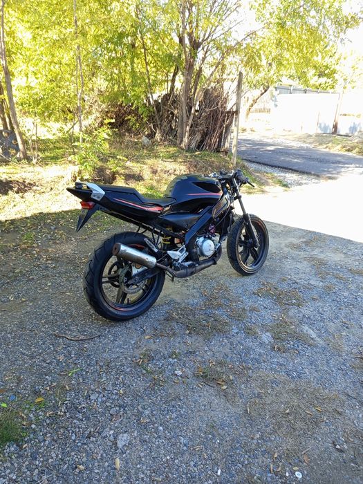 vand motocicleta yamaha tzr 50