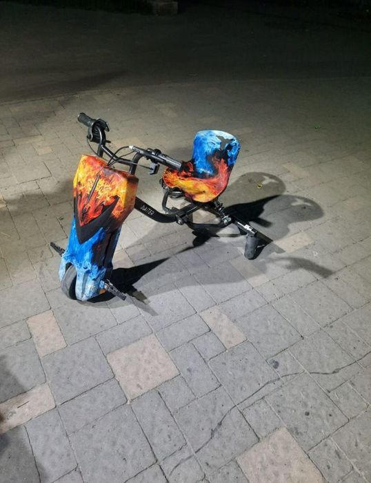 Скутер драйф в хорошем состояний