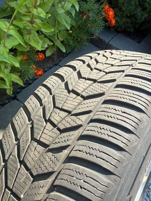 Roti cu anvelope  de Iarna BMW X1 X2 X3 X4 X5 Seria 3 Seria 5 225/60 R17 Hankook DOT23