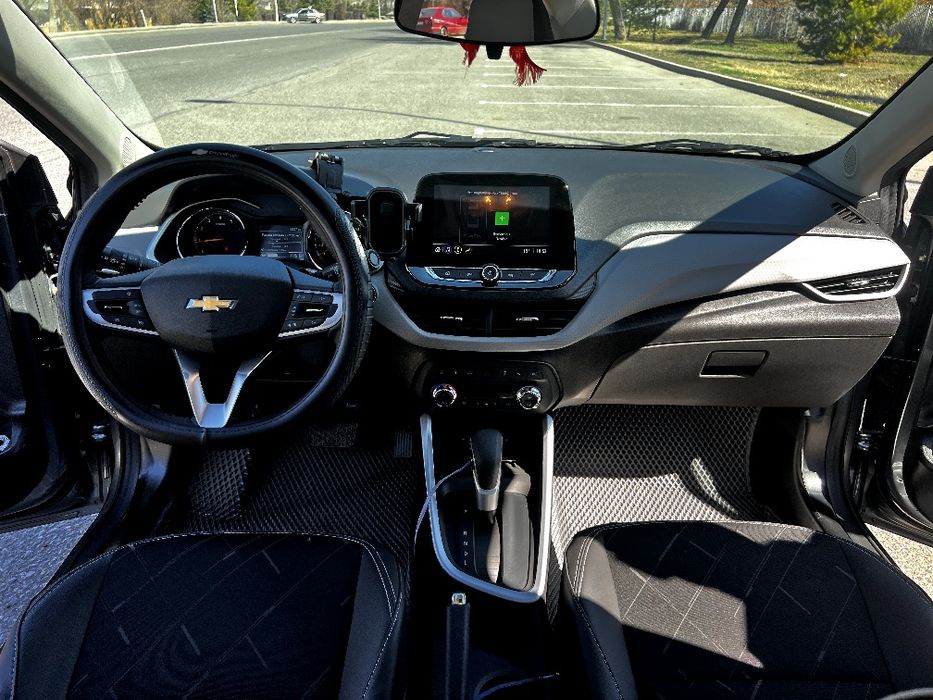 Chevrolet Onix 1,2 Turbo Автомат 2025г.