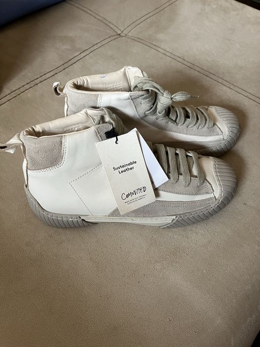 Кожени кецове Mango