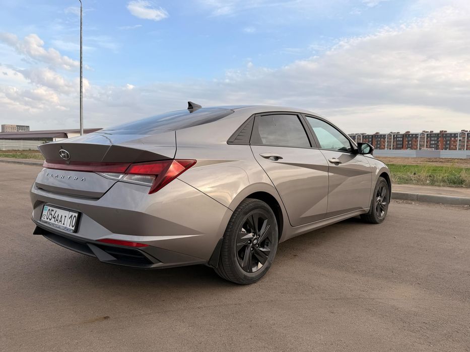 Продам Hyundai Elantra