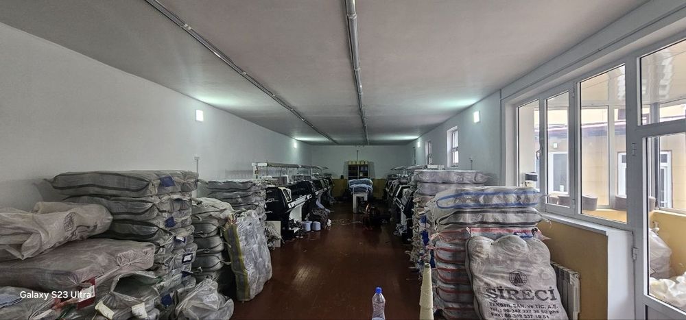 Фаргона шахарда Ижарага жой 3 этажли хар бир этажи 125м2