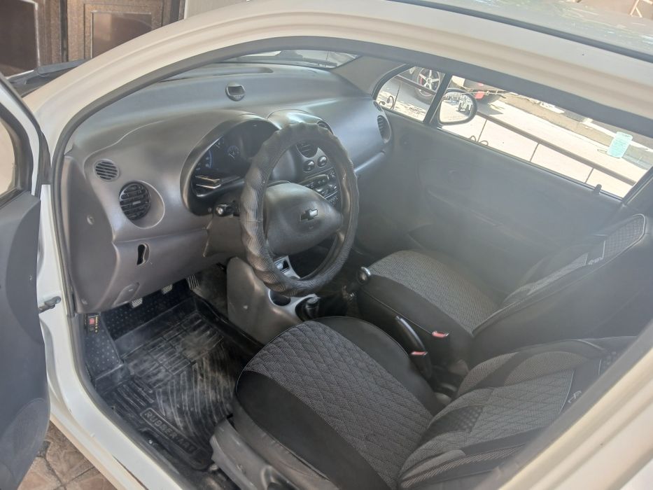 Matiz Chevrolet 2010 poluks