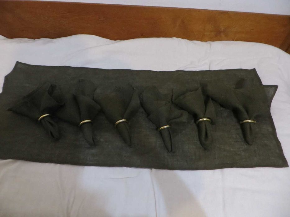 Салфетки от плат и пръстени за декорация