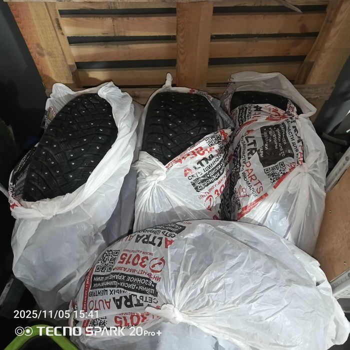 Продам резину 235/60/р18