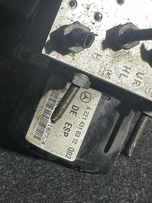 Блок ABS Mercedes w221