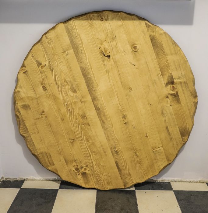 Голяма масивна маса 150x150