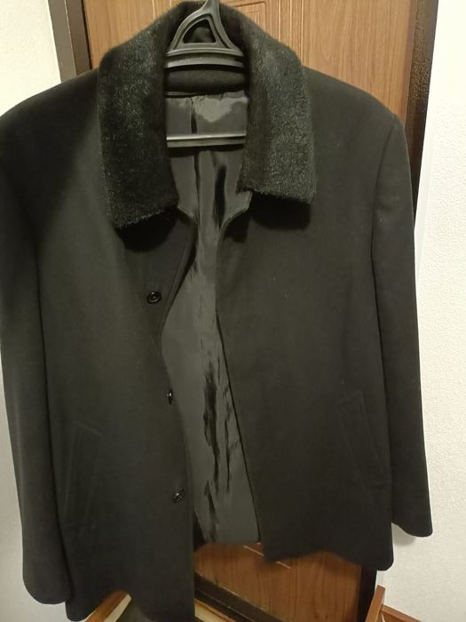 Пальто мужское..