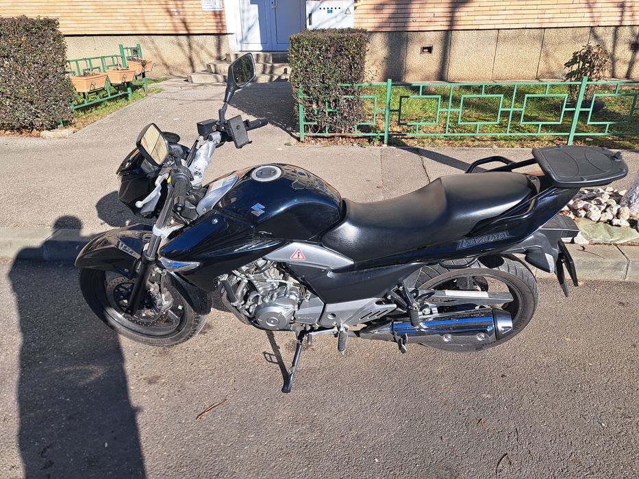 Suzuki GW250 Inazuma - A2