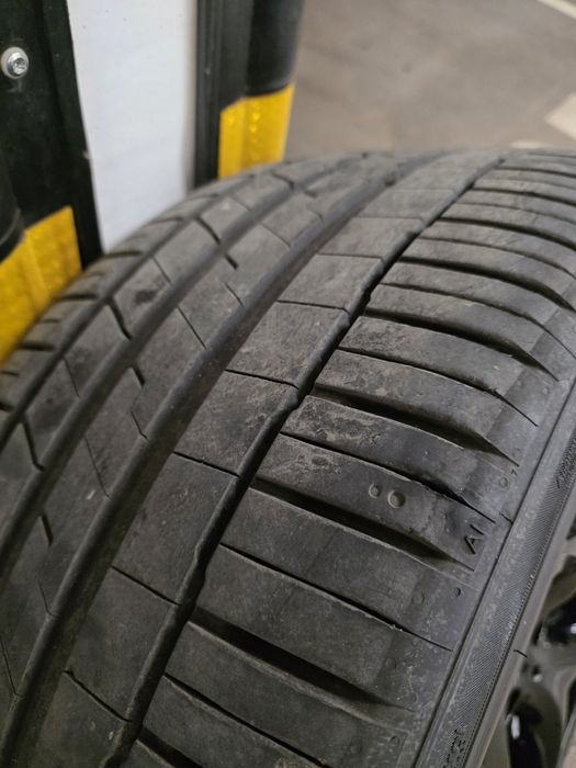 Комплект 21" Джанти с Гуми Hankook Ventus S1 evo3 SUV за BMW -DOT2023