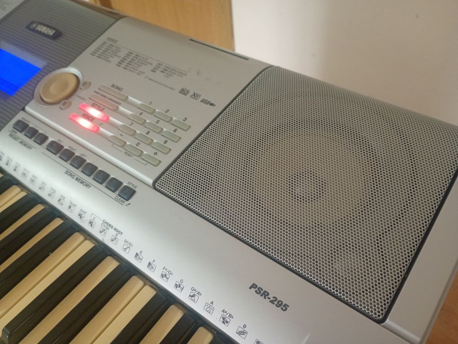 Yamaha PSR-295 USB pian digital orga