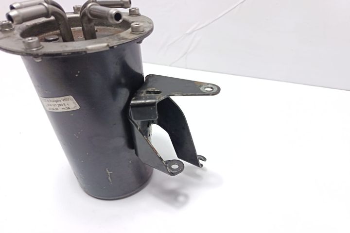 Carcasa filtru combustibil 3C0127399E Volkswagen VW Passat B6
