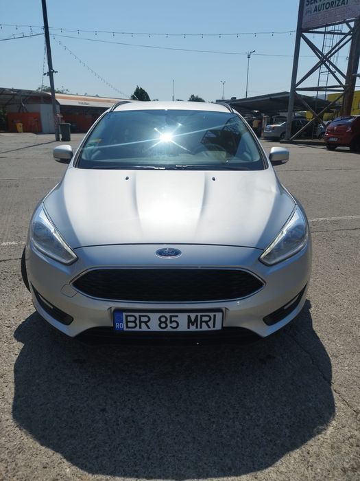 ford focus an 2015 proprietar, benzina 168000 km