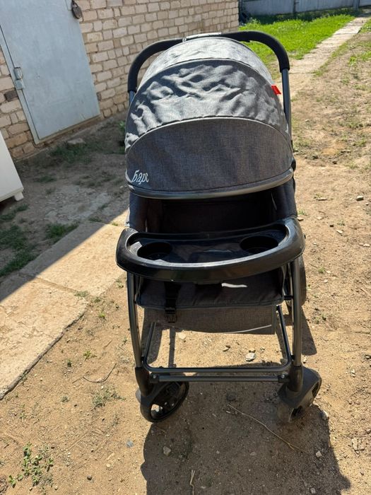 Продам коляску детскую б/у
