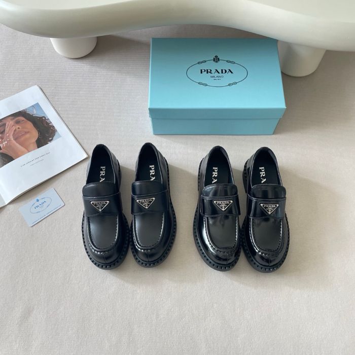 Pantofi Prada piele
