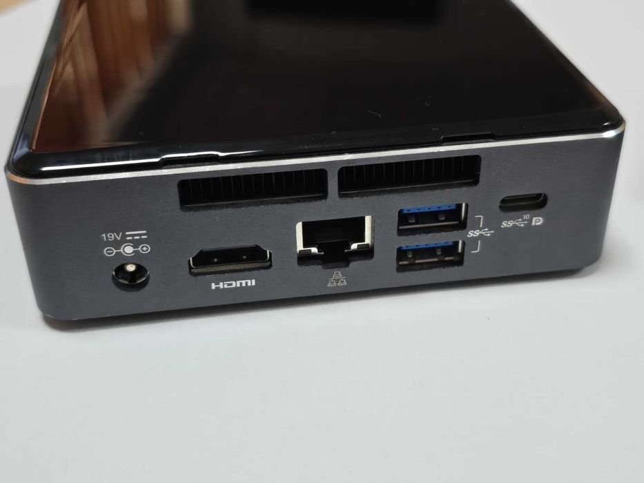Mini PC Intel NUC NUC7i3BNK - Intel Core i3-7100U, SSD 256GB, Fără