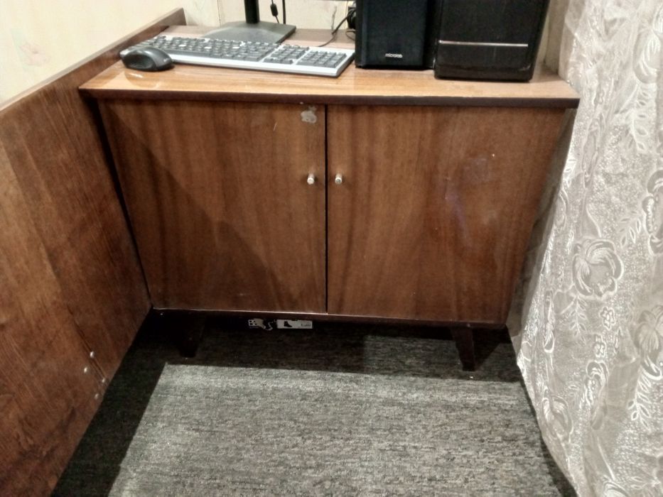 Продам спальный гарнитур