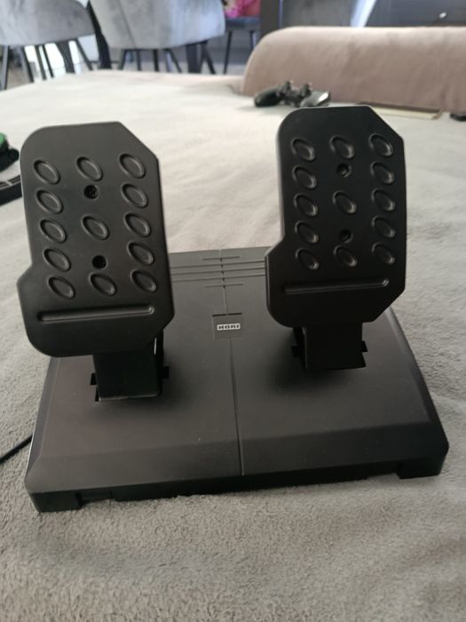 Volan de curse RWA cu pedale și suport pentru PS4 și PS3