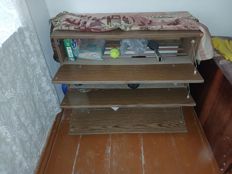 Диван-книжка кровать шкафчик для обуви б/у в хорошем состоянии