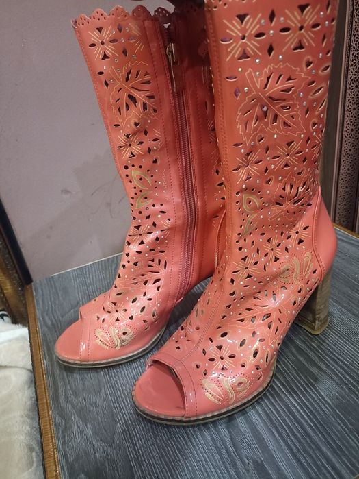 Kuzgi va baxorga qulay oyoq kiyim