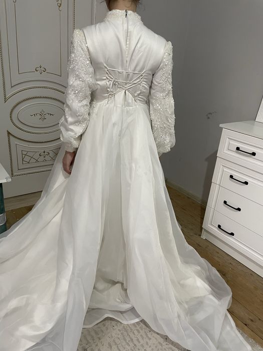 Свадебные платья